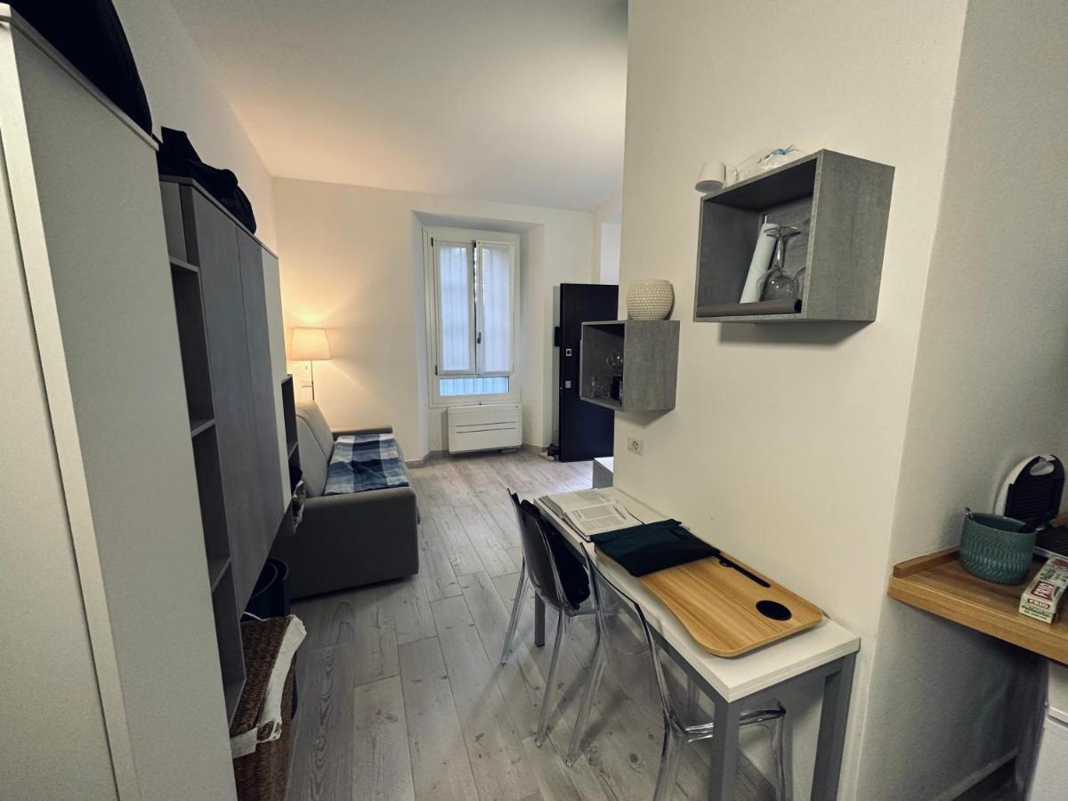 Ferienwohnung Monolocale In Pieno Centro Mailand Exterior foto